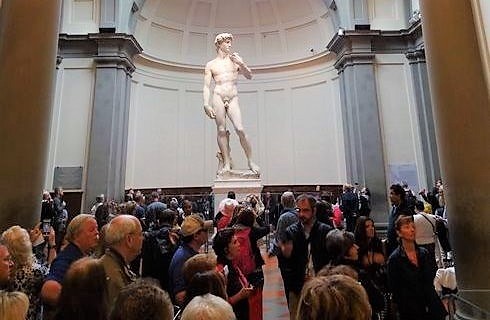 予約しなくていいの ダヴィデ像を快適に見る裏技をご紹介 フィレンツェ アカデミア美術館